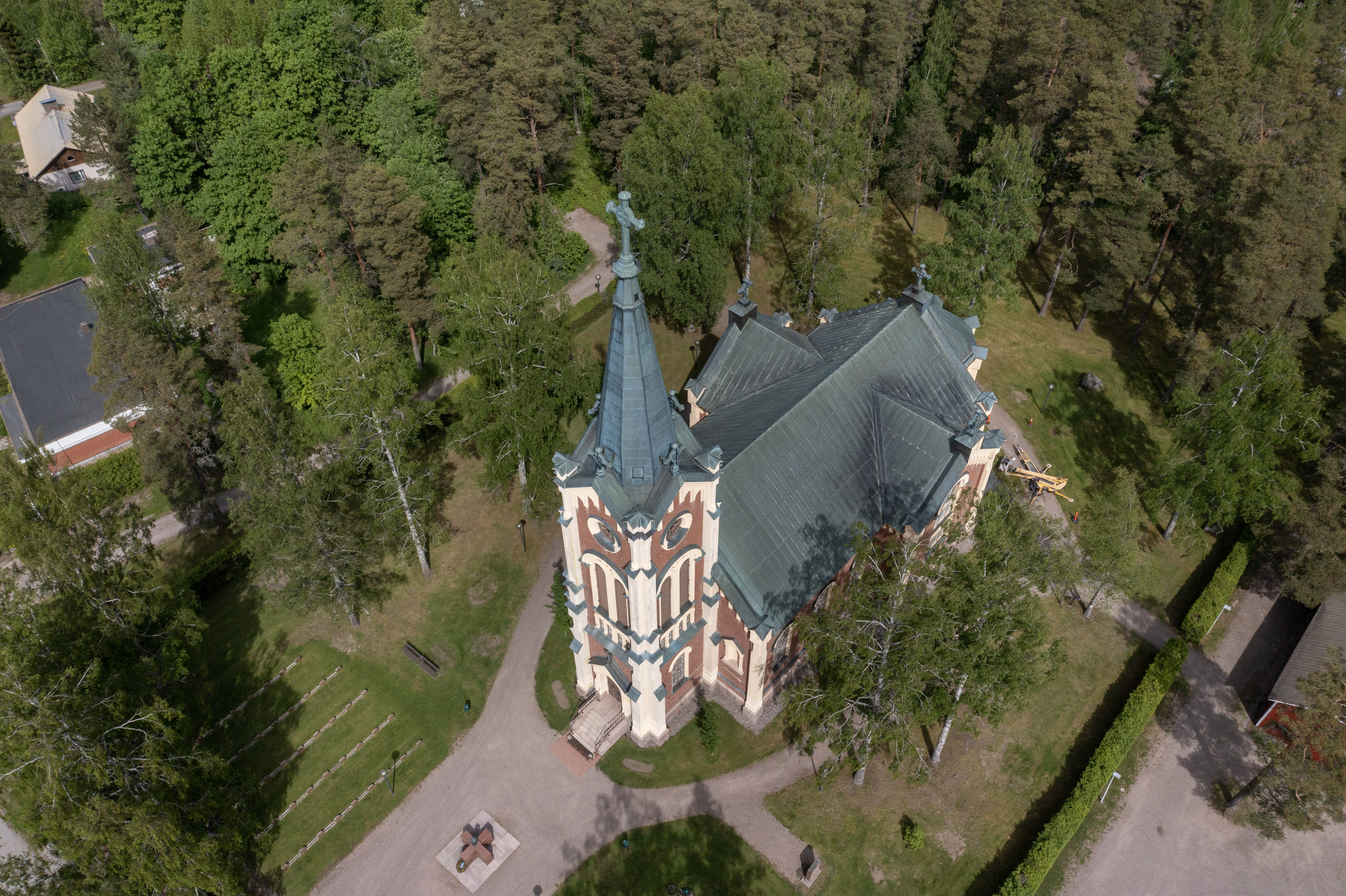 Kärkölän kirkko ylhäältäpäin